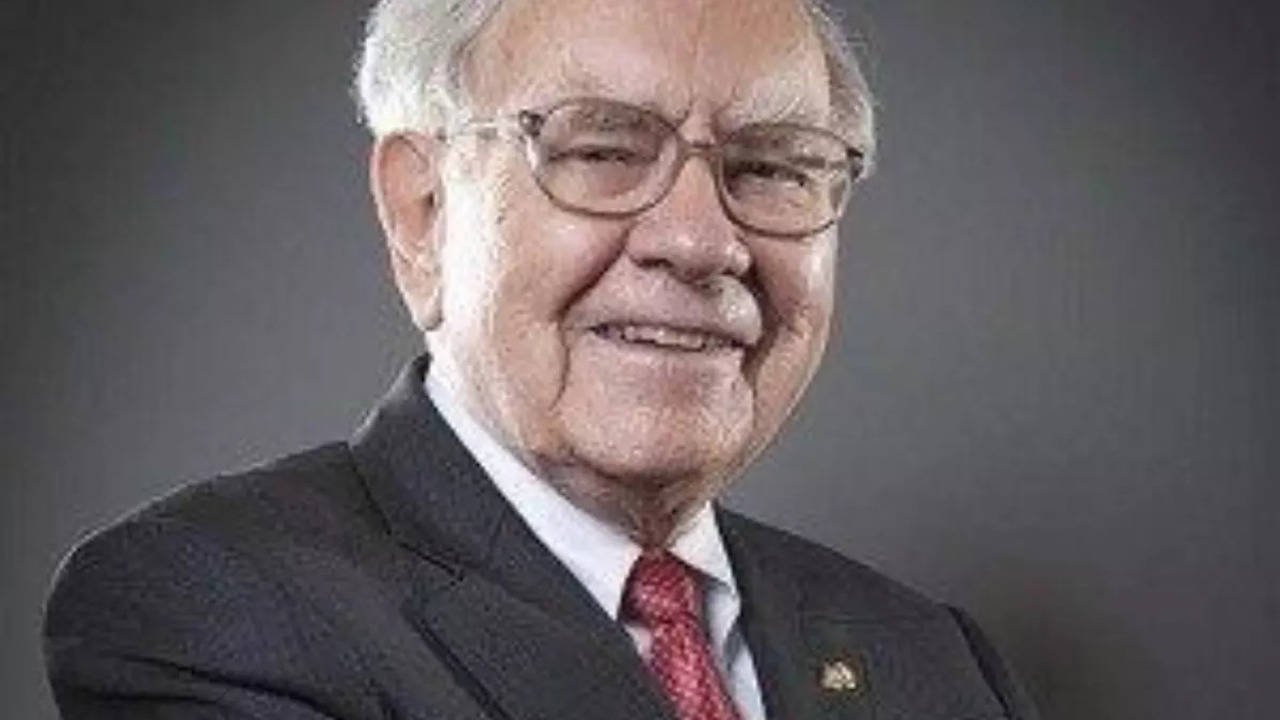 Warren Buffett, adını kullanan kripto web sitesi hakkında uyardı
