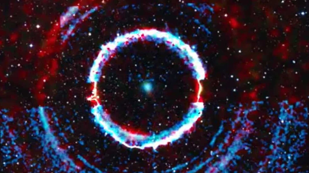 NASA, karadelikten yansıyan ışık dalgalarını ses dalgalarına çeviriyor