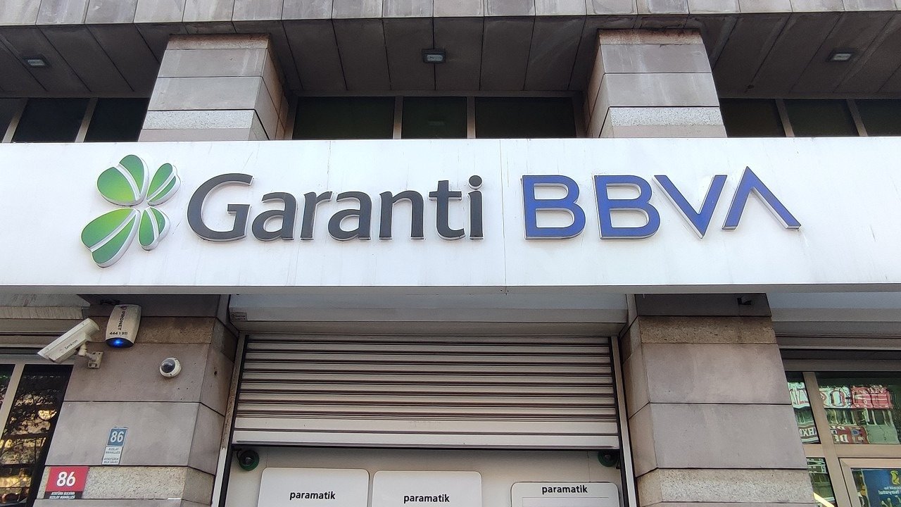 Garanti Bankası İhtiyaç Kredisi Kampanyası Başlattı, Hesabı Olanlara Düşük Faizli Kredi İmkânı Sunuyor