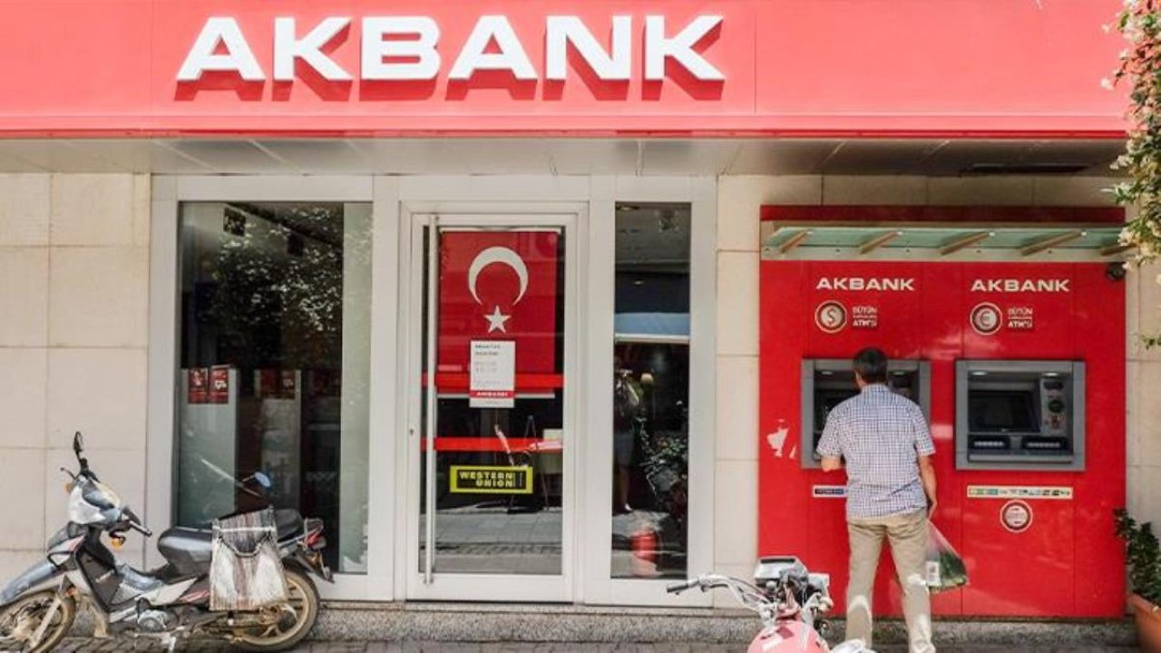 Akbank, Banka Hesabı Olanlara 4 Gün Süre Verdi! Son Şans...