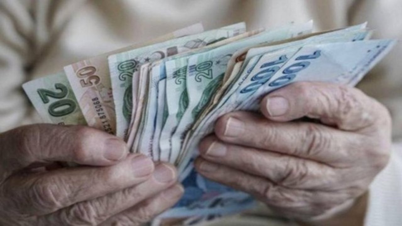 5.250 TL, 7.500 TL ile 10.000 TL arasında maaş alan emeklilere müjdeli haber: Ek ödeme verilecek!