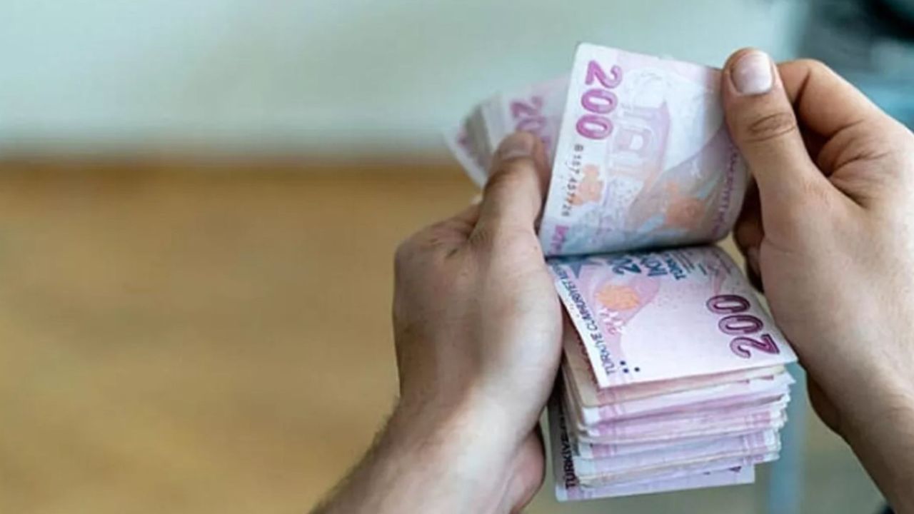 Bakanlık düğmeye bastı: Dar gelirliler artık ekonomik sıkıntı yaşamayacak! PTT’ye gidene 3.708 TL nakit destek