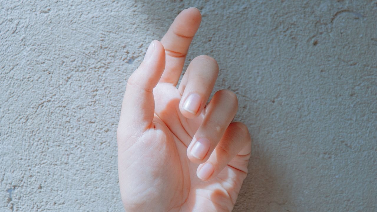 Kontrol edin: Yüzük parmağınızın uzunluğu karakterinizi belirliyor!