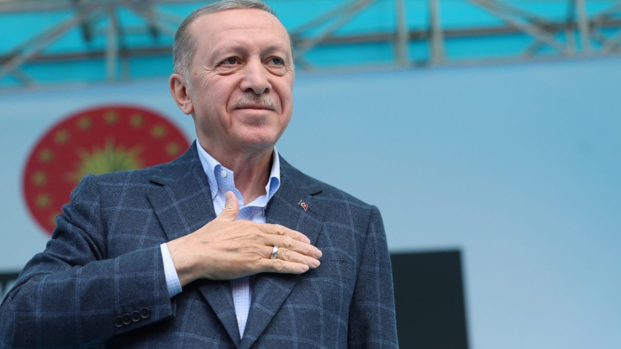 Yapay zekayla Cumhurbaşkanı Erdoğan'ın sesini taklit etmeye çalışan dolandırıcı yakalandı