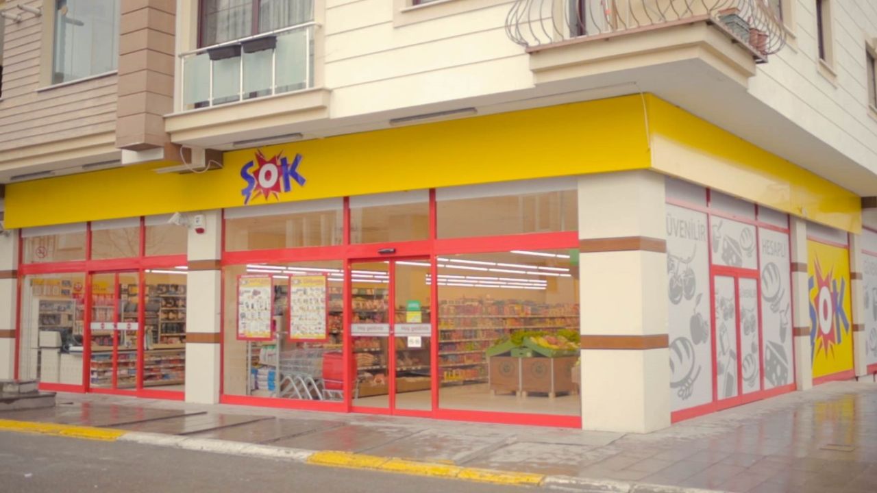 ŞOK Market'te indirim sezonu açıldı! Bu ürünleri yetişen alıyor: Yarı fiyatına düştü