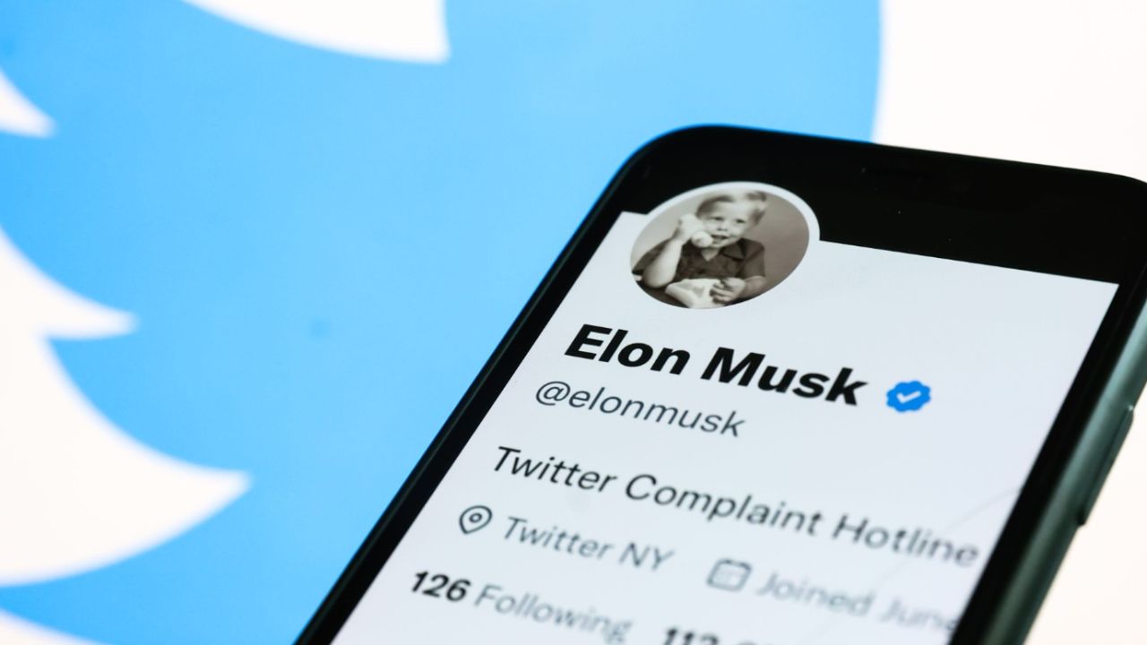 Elon Musk Twitter'ın sonunu getirdi: Batmanın eşiğinde