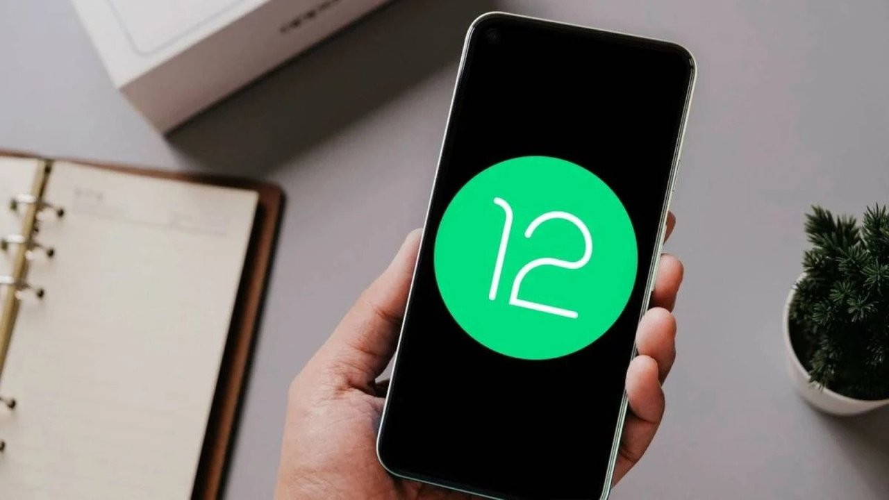 Android 12, 4 Ekim'de Piyasaya Sürülebilir