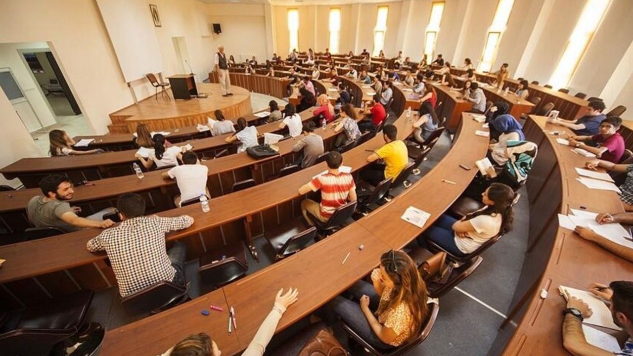 Tercih yapmadan bu listeye bakın! Bu bölümleri bitirenler daha mezun olmadan işini buluyor!