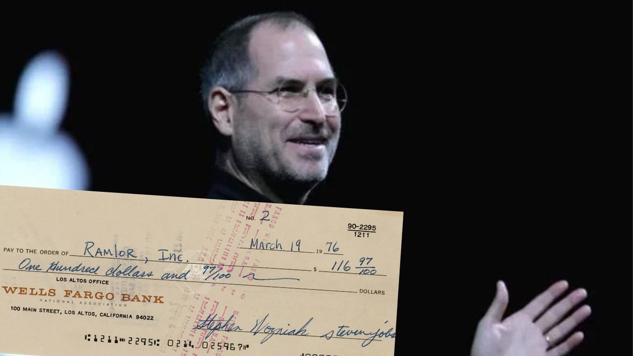 Steve Jobs ve Steve Wozniak'ın imzasını taşıyan çek açık artırmaya çıktı