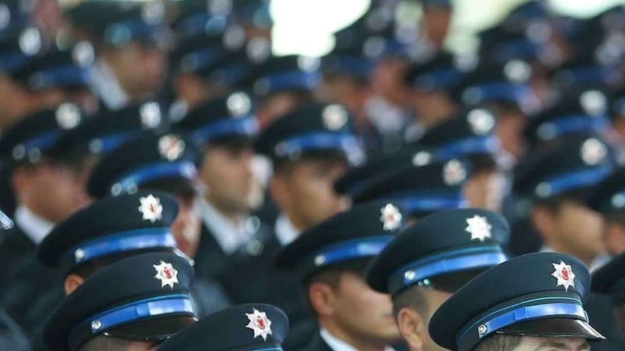 Polis olmak isteyen gençlere müjde geldi! 2500 kadın erkek polis alınacak: Şartlar duyuruldu