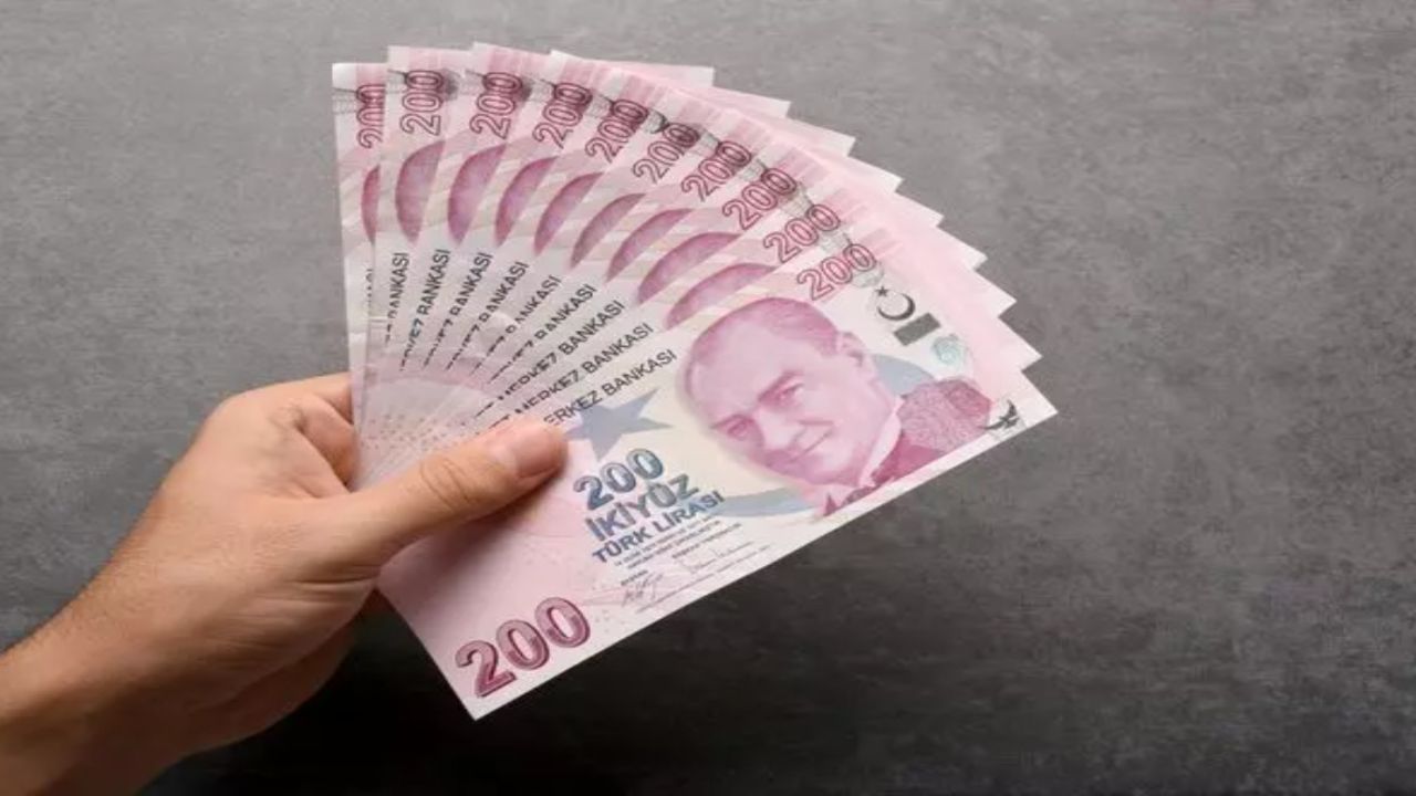 Evde 1,2,3,4 çocuğu olan ailelere para musluğu açıldı! Bakanlık tek şartla 1300 TL yardım yapıyor