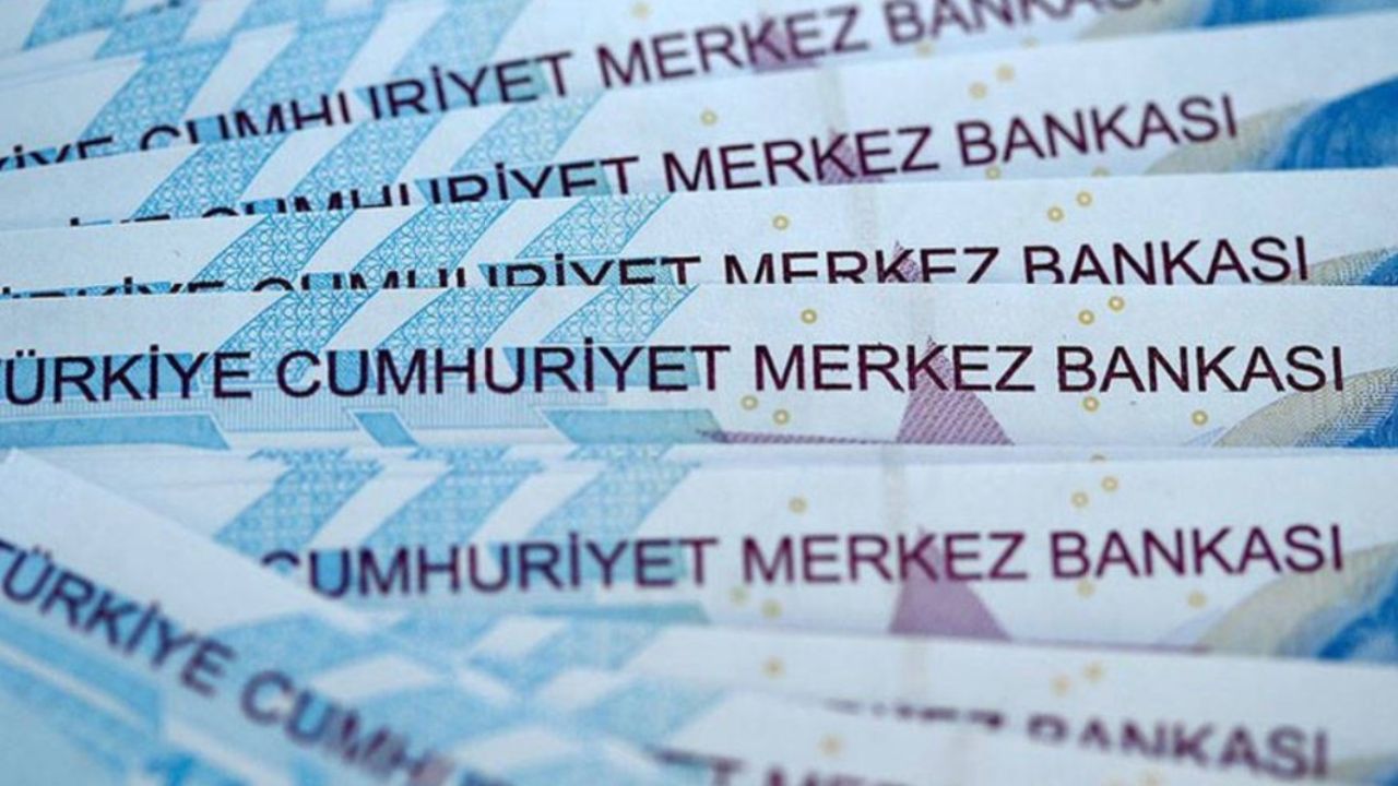 En düşük emekli maaşını 10.000 TL'ye yükseltecek gelişme! Uzman ismin açıklaması gündemi değiştirdi