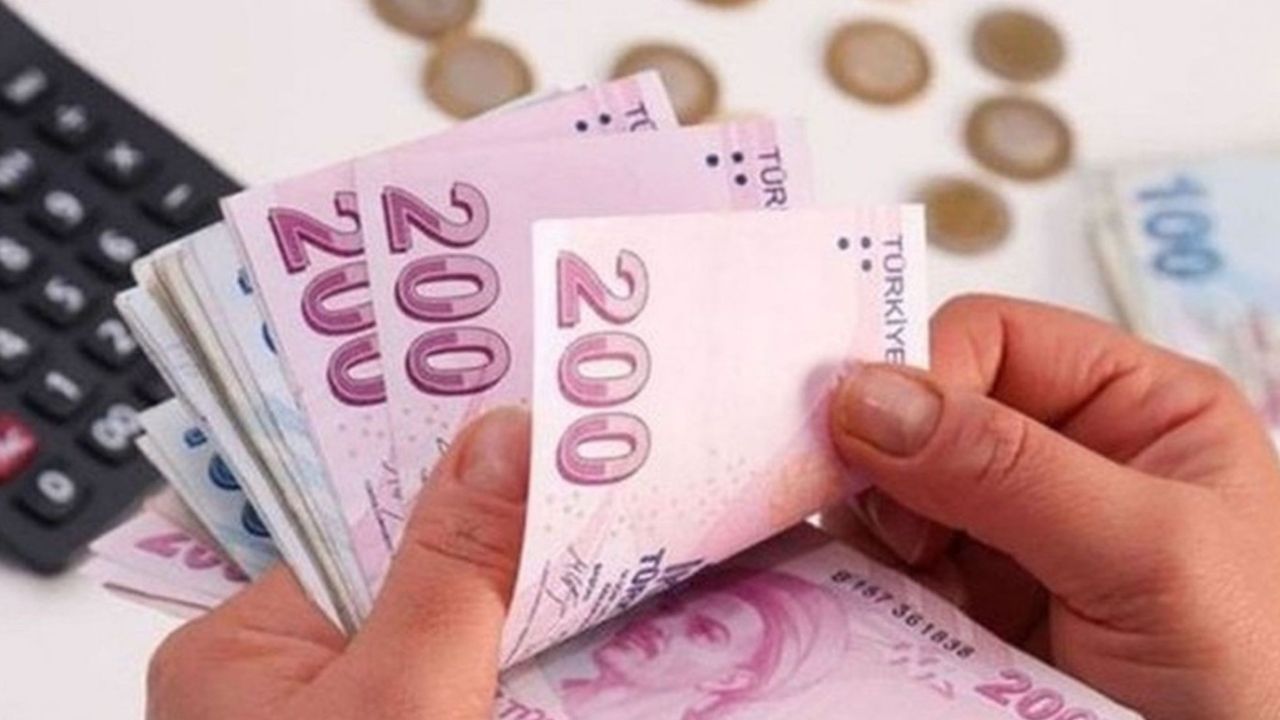 Eylül ayı emeklilere uğurlu geldi! Maaşa ek 7500 TL ödeme almak için hemen bunu yapın