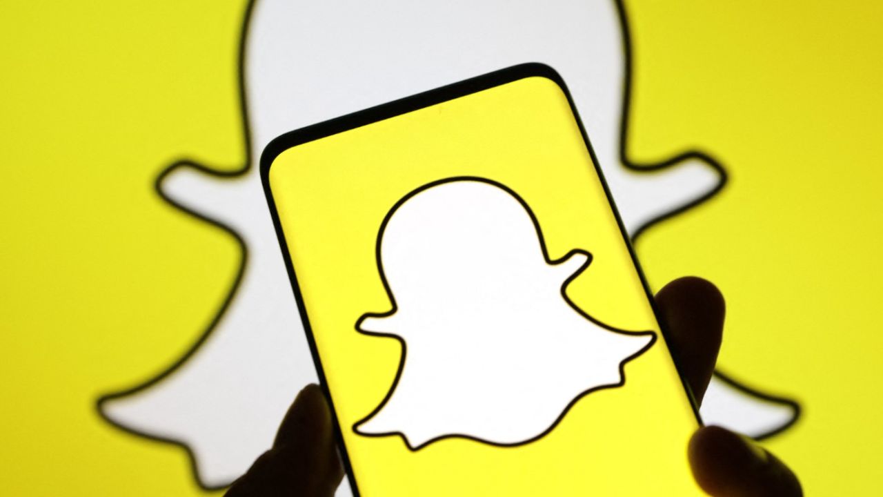 Snapchat 400 milyondan fazla kullanıcıya ulaştı