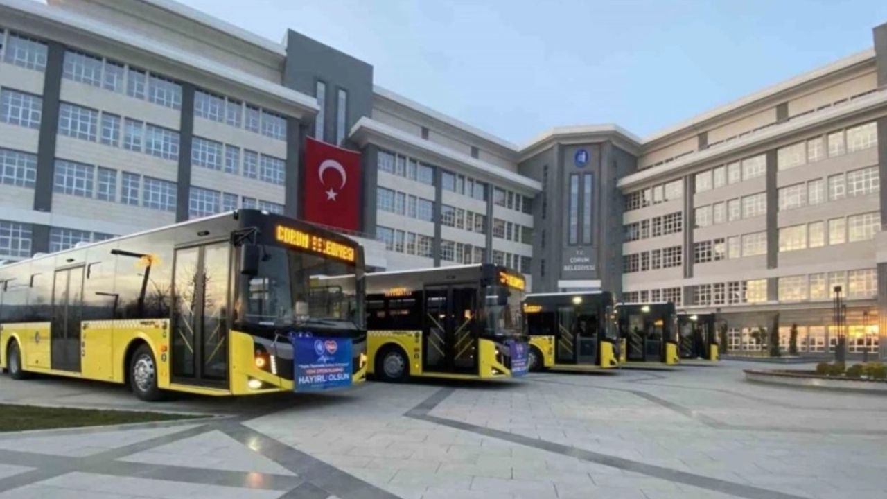 Üniversitelilerin yol masrafı sıfırlandı! O belediyeden ücretsiz ulaşım müjdesi geldi