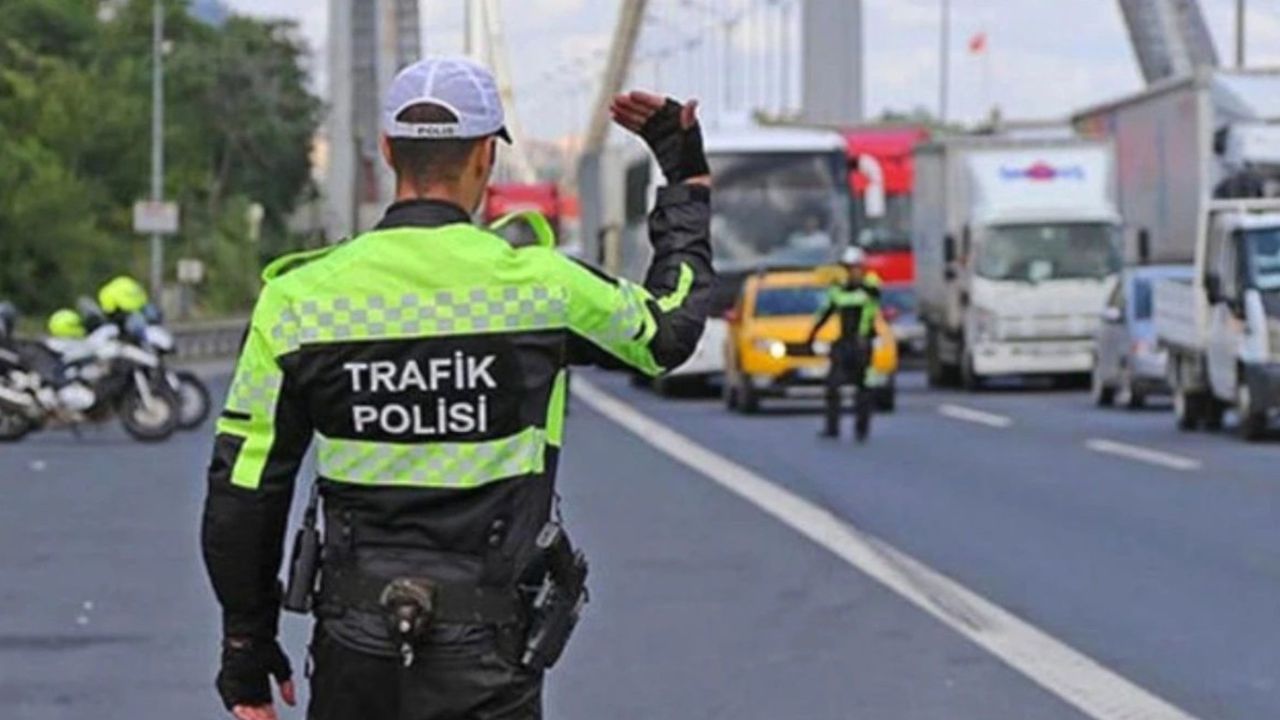 Aracıyla trafiğe çıkanlar dikkat! Bunu yapanlara anında 20.000 TL ceza kesilecek