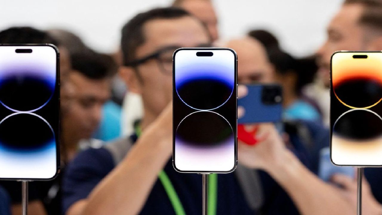 Bildiğiniz tüm ekranları unutun: Bu ekran 30 iPhone 15'e bedel