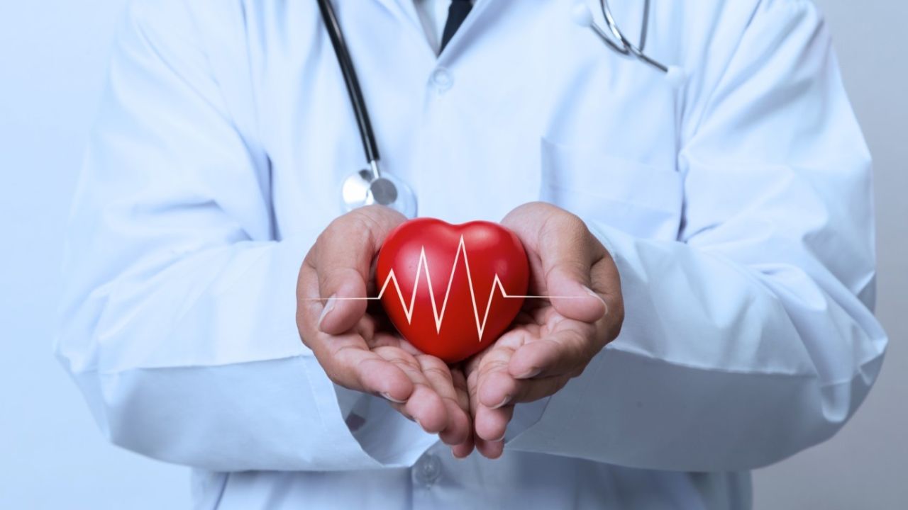Kalp hastalıklarının kökünü kurutuyor! 10 adımda kalp krizi riskini sıfıra indirebilirsiniz