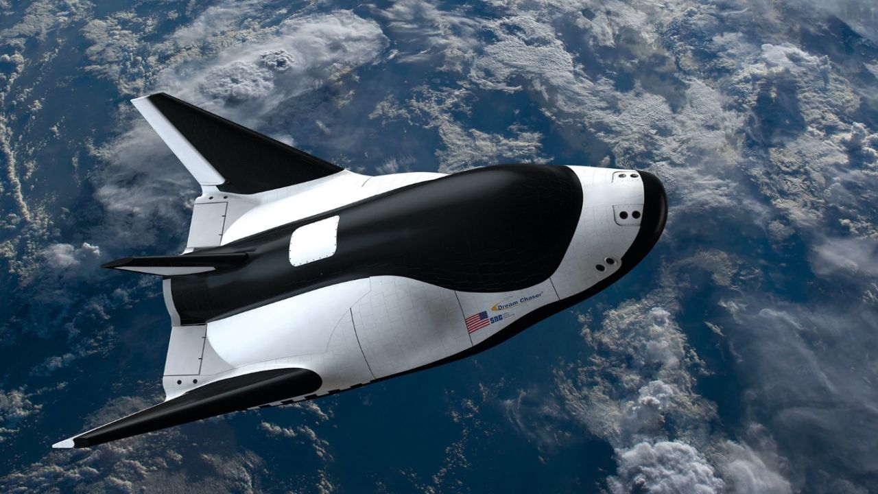 Sonunda bu da oluyor: NASA uzaya ticariuçak göndermek için hazırlığa başladı