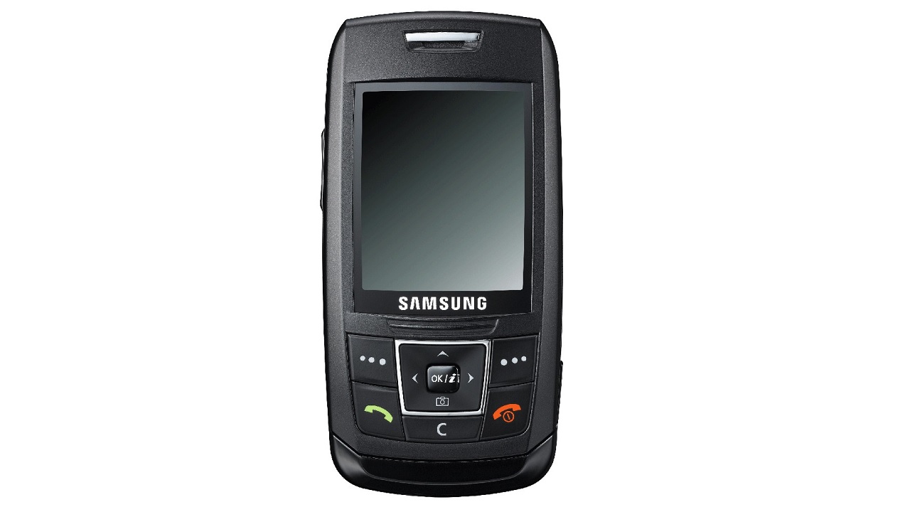 Samsung’un Efsane Telefonu E250’nin Şaka Gibi Özellikleri