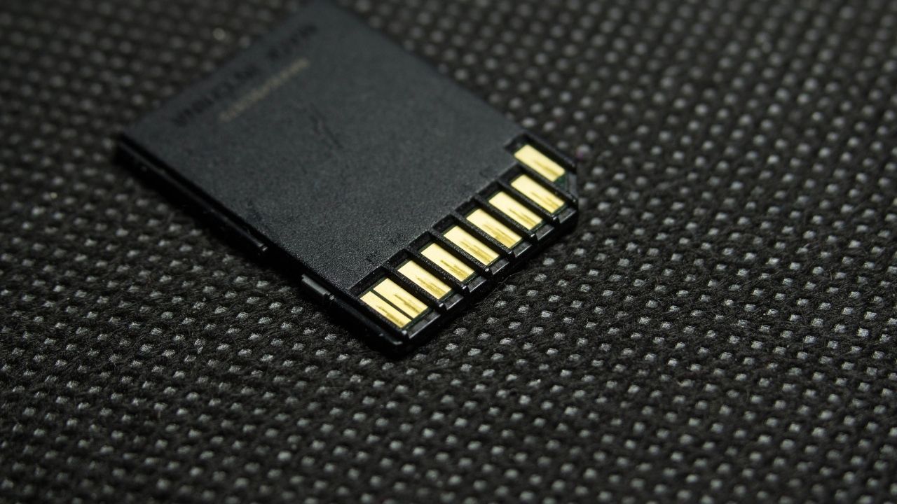 Western Digital, SanDisk markası altında dünyanın ilk 4 TB'lık SD kartını tanıttı