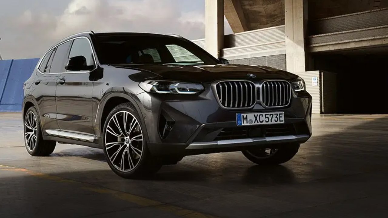 O tam bir tasarım ve teknoloji harikası! BMW, 2025 model yeni X3'ü tanıttı